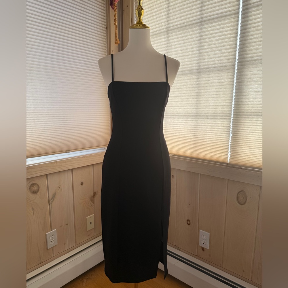 Leith Nordstrom Black mid length dress women’s size small